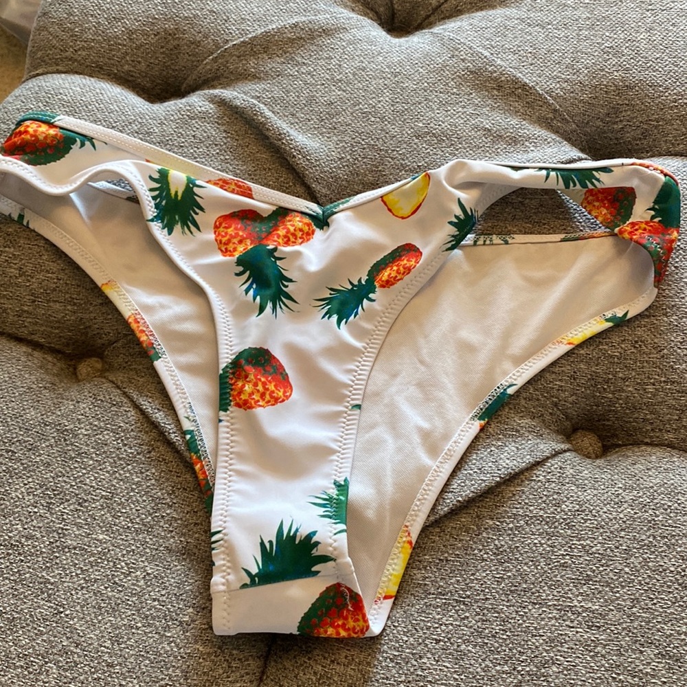 Bikini bottom